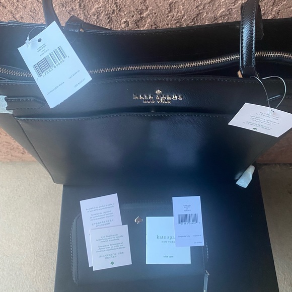 🔥HOST PICK🔥 Kate Spade Staci Laptop Tote & Jae Large Wallet - Picture 16 of 16